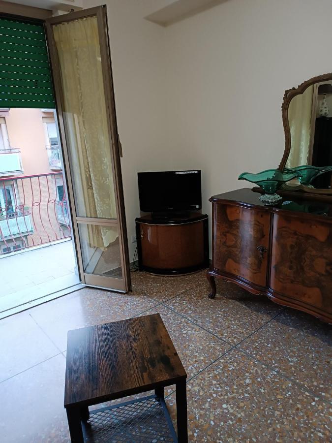 Hortis Apartment, 5 Persone, 2 Camere, Balcone, Metro C E Tram Per Il Centro Рим Экстерьер фото